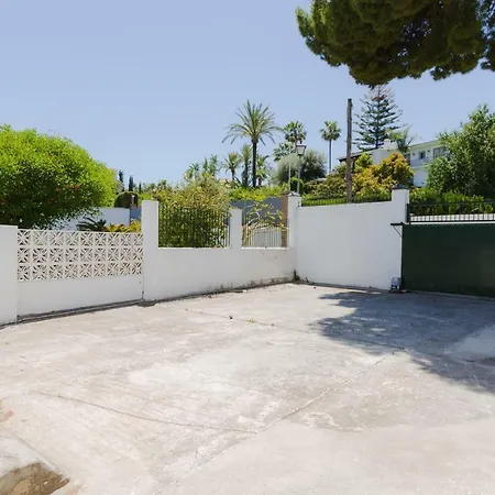 Luar, Preciosa Con Piscina En Malaga *