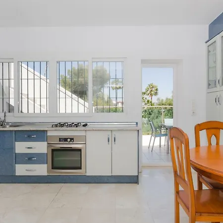 Luar, Preciosa Con Piscina En Malaga Villa Torremolinos